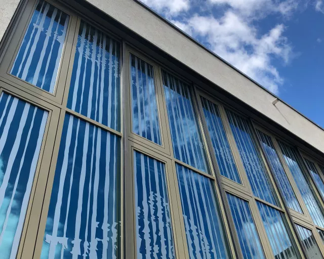 Folienschnitt als Vogelschutz