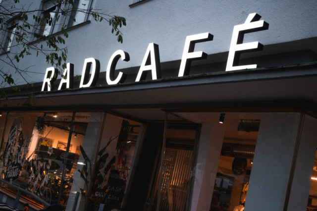 Radcafe LED Reklame in Stuttgart