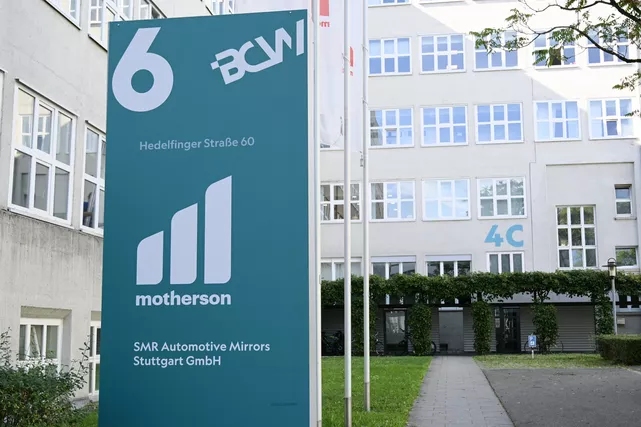 Campus Wangen in Stuttgart Leitsystem als Stele