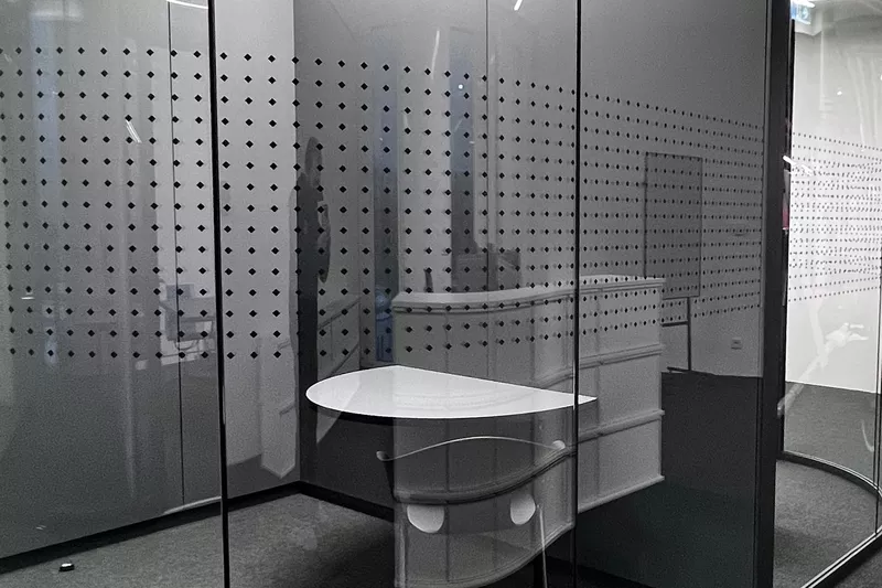 Folienbeklebung in Stuttgarter Büro