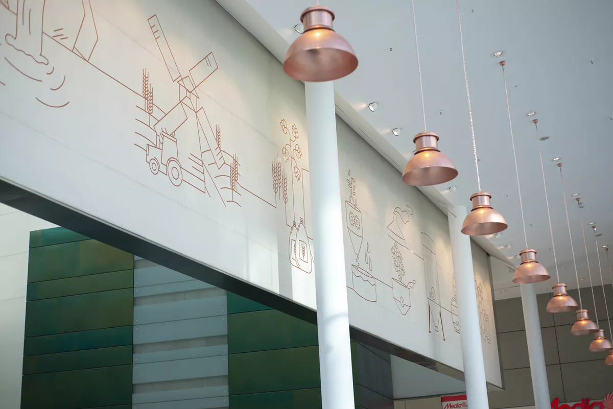 Stuttgart Schwabengalerie mit Folienschnitt zum Brau Prozess