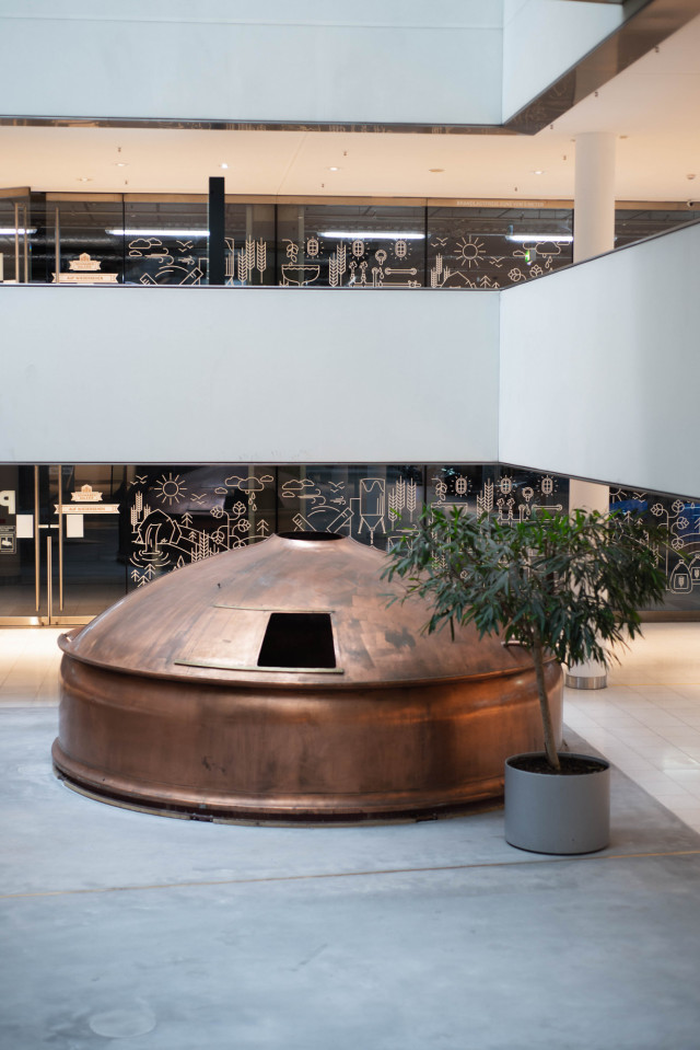 Stuttgart Einkaufszentrum Folienschnitt bei der Schwabengalerie